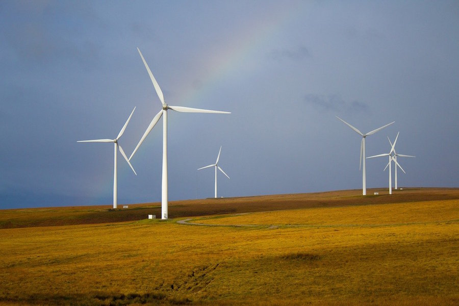 新能源：国内首艘2000吨级风电安装平台“白鹤滩”号交付，风电，新能源，风车