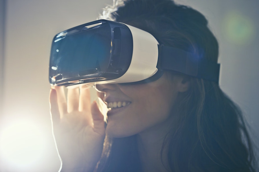 AR/VR混合现实头显新进展，网传苹果申请多项相关专利